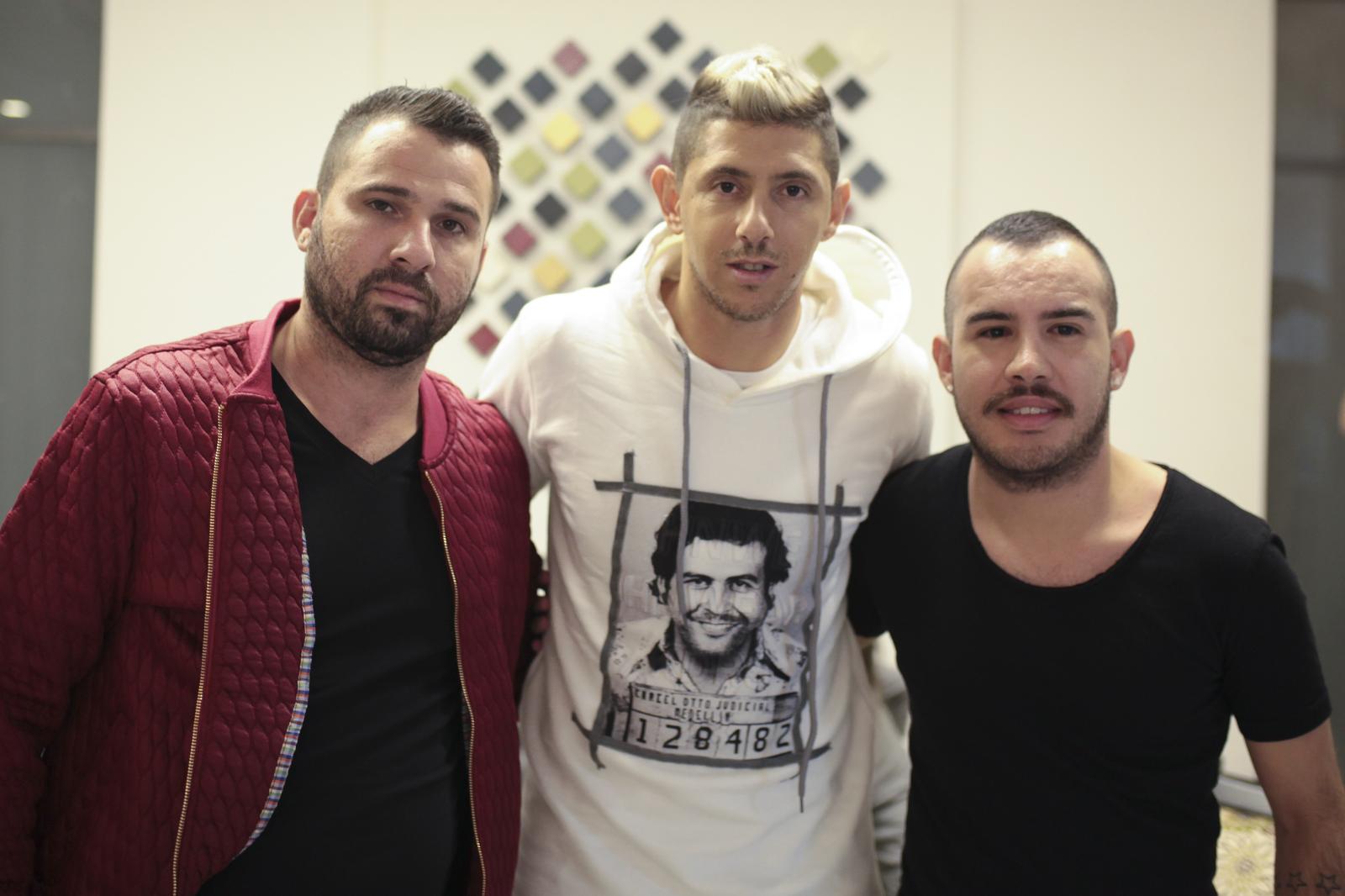 מאור מליקסון עם הבעלים משה ופליפה